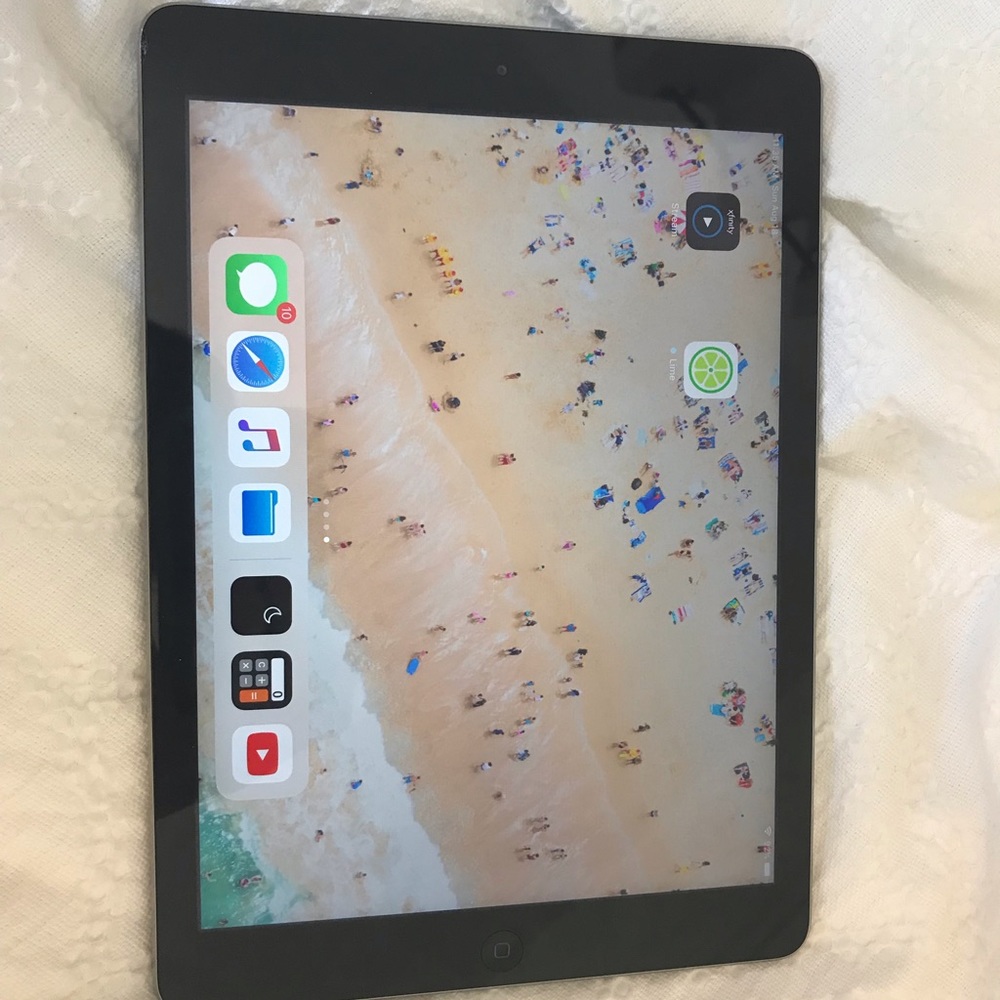 iPad Air + accessories